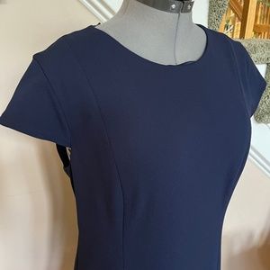 Navy Vince Camuto Size 16 sleeveless dress